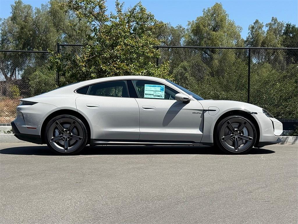 new 2025 Porsche Taycan car