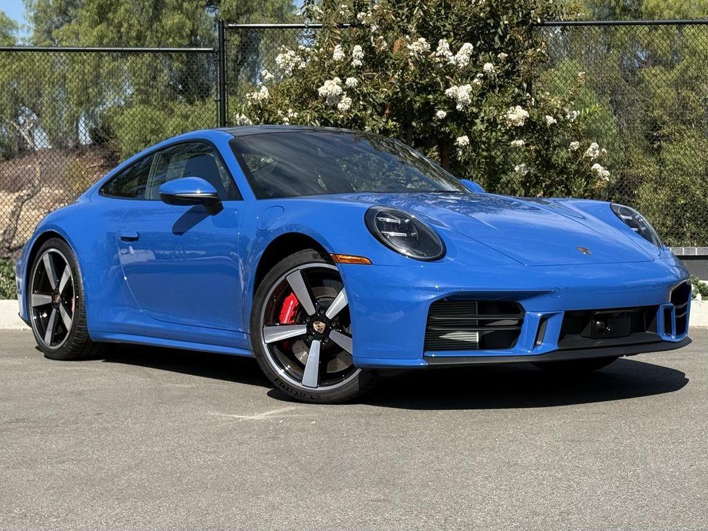 new 2025 Porsche 911 car