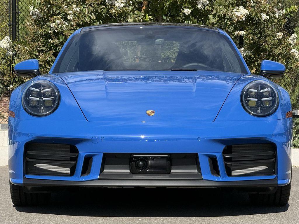 new 2025 Porsche 911 car