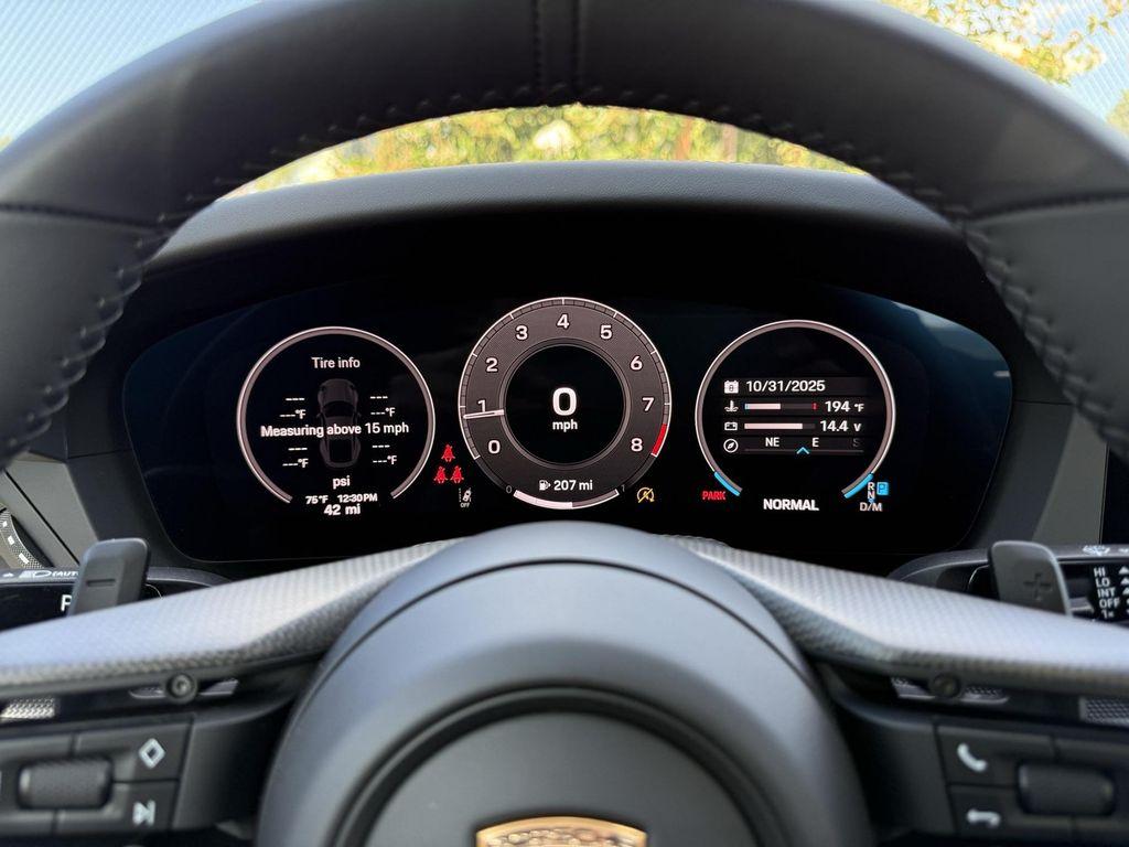 new 2025 Porsche 911 car