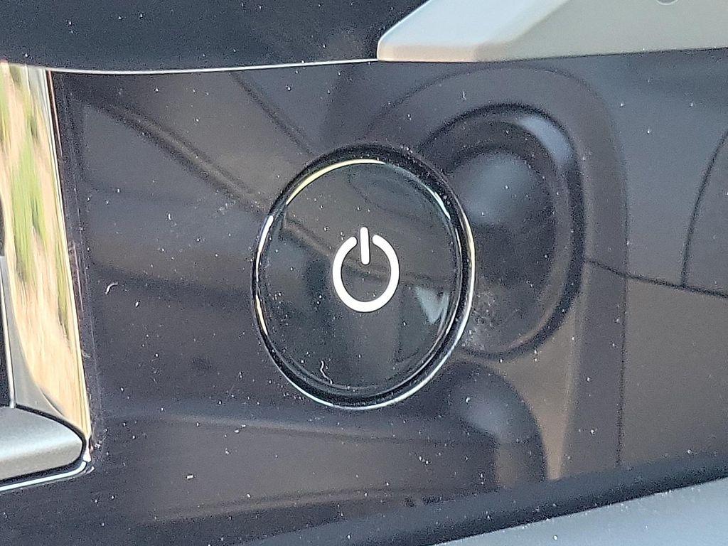 new 2025 Porsche Taycan car