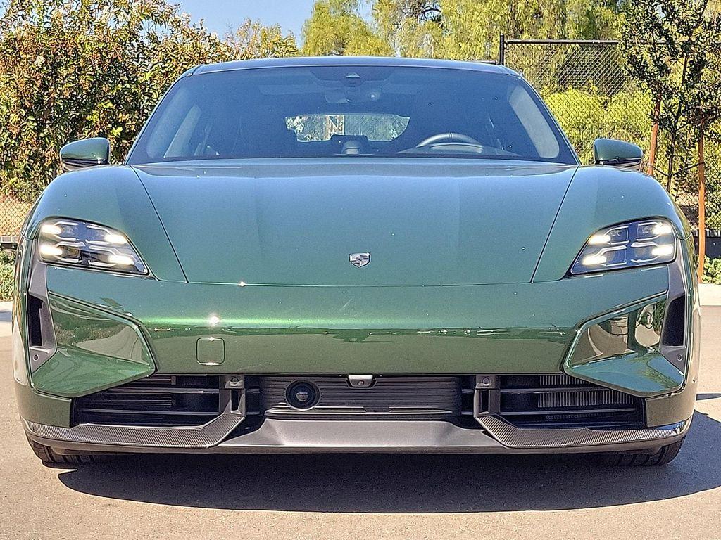 new 2025 Porsche Taycan car