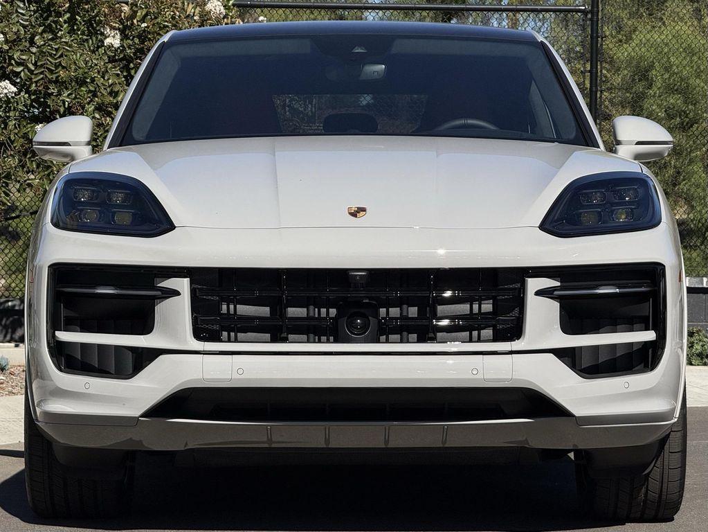 new 2025 Porsche Cayenne car
