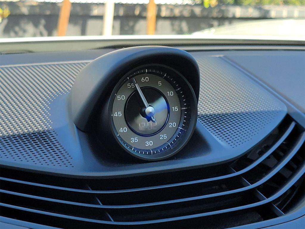 new 2025 Porsche Taycan car