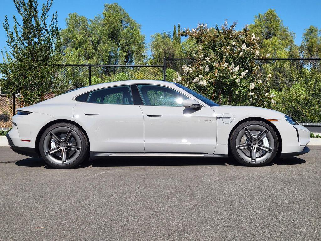 new 2025 Porsche Taycan car