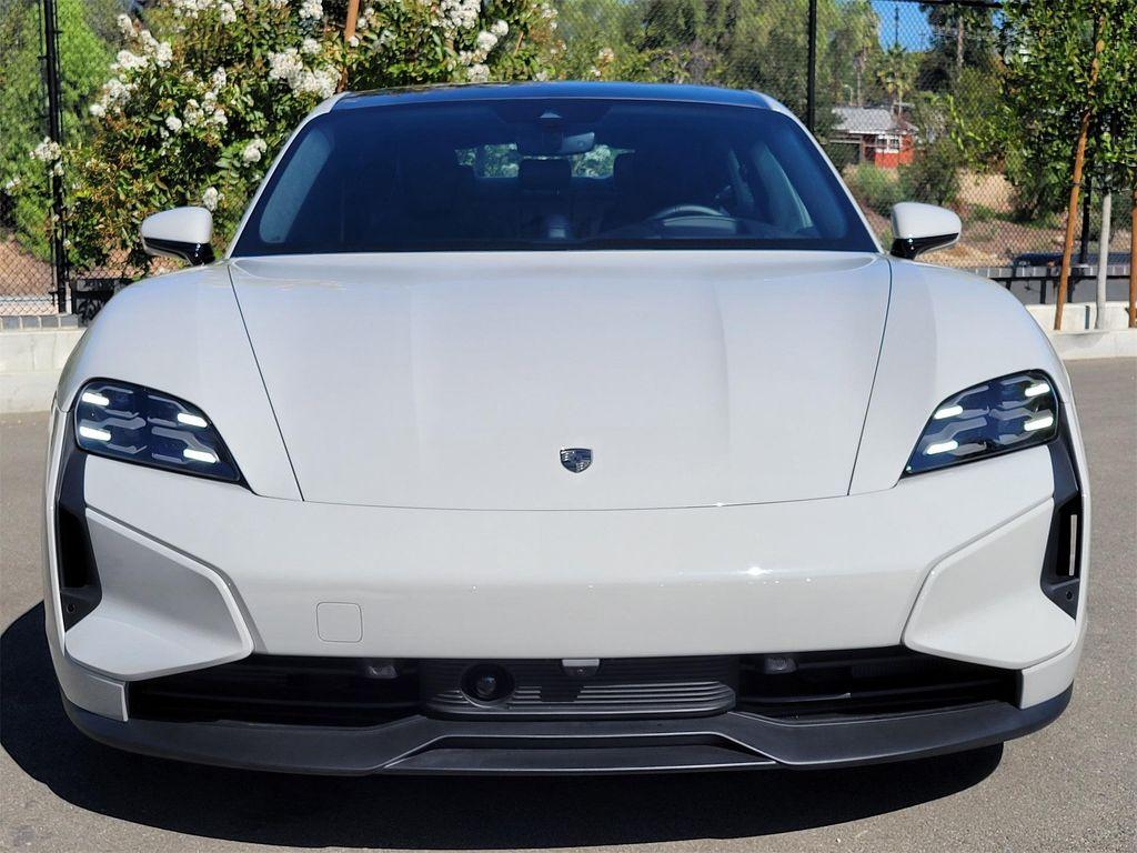 new 2025 Porsche Taycan car