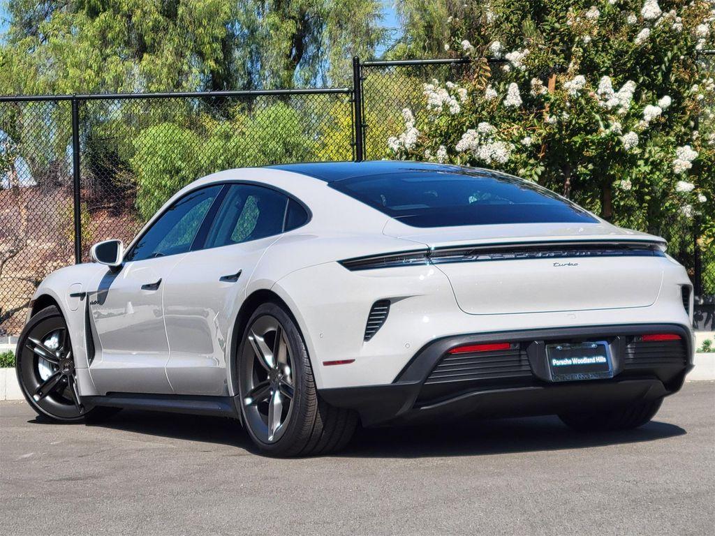 new 2025 Porsche Taycan car