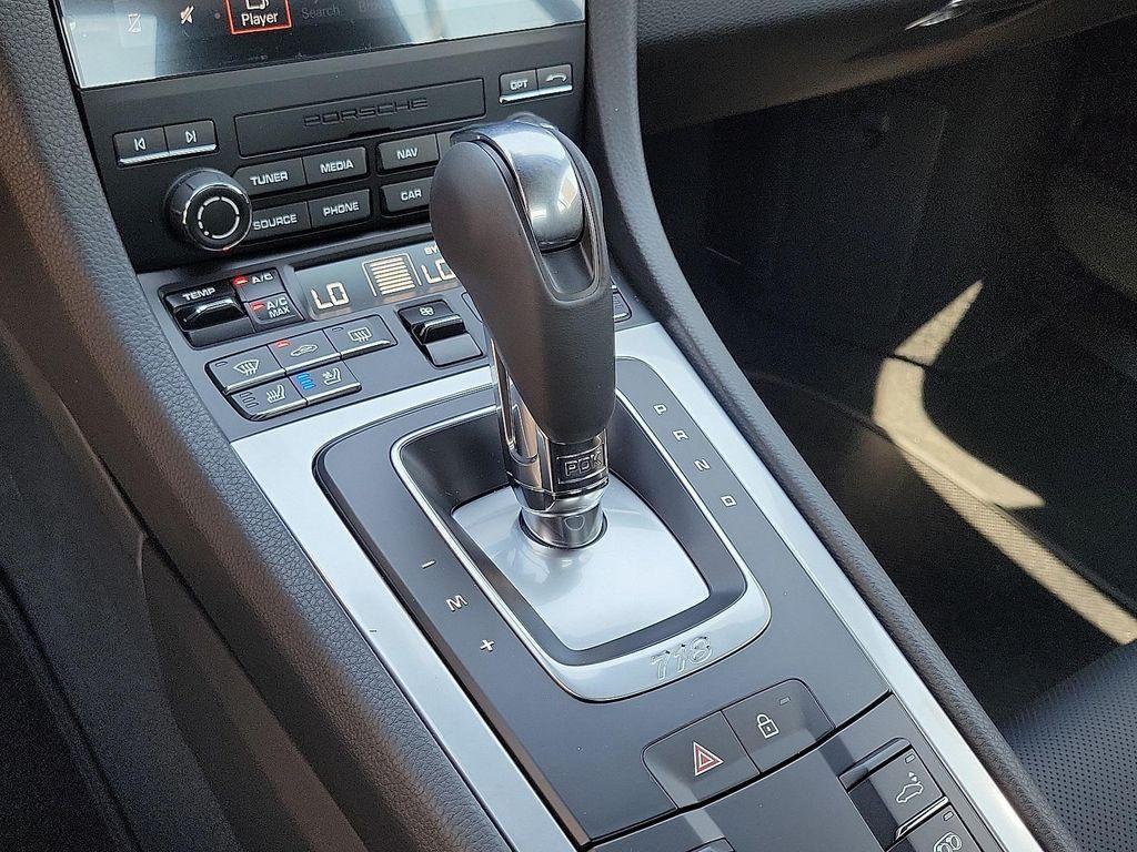 new 2025 Porsche 718 Cayman car