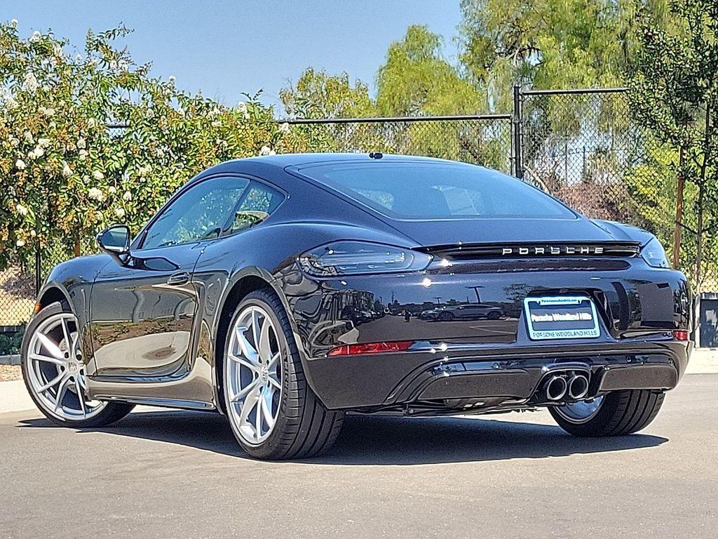new 2025 Porsche 718 Cayman car