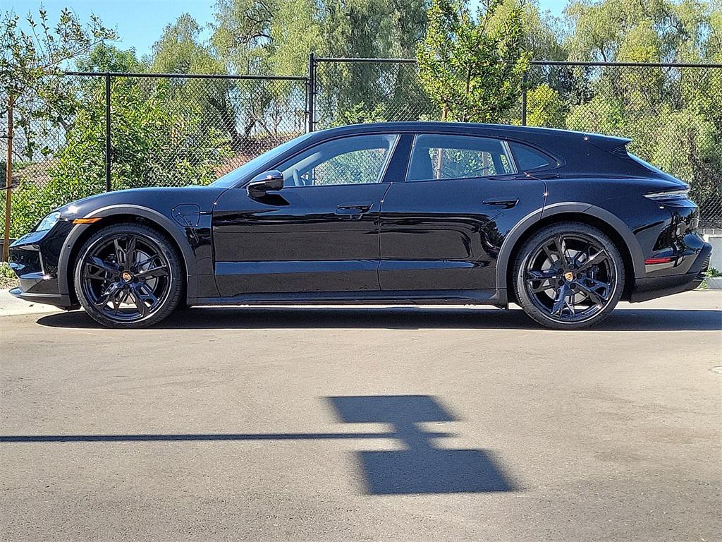 new 2025 Porsche Taycan car