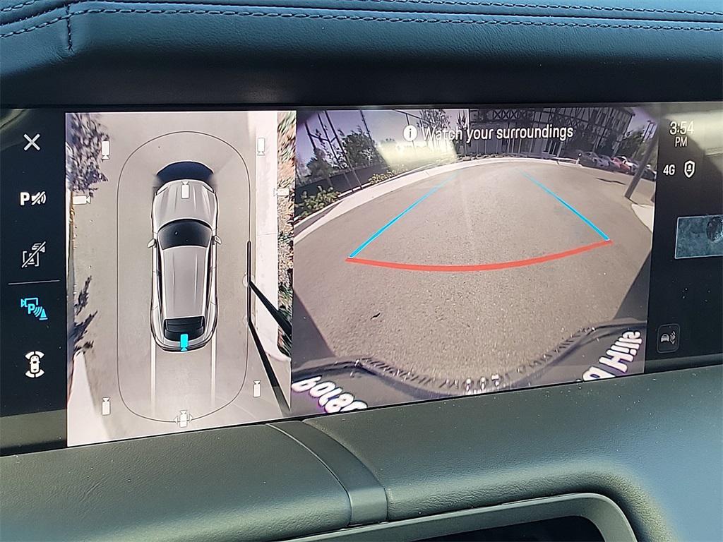 new 2025 Porsche Taycan car