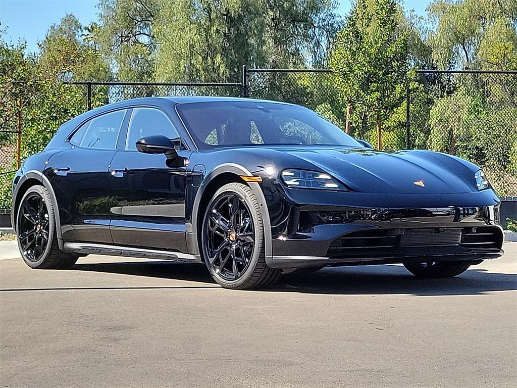 new 2025 Porsche Taycan car