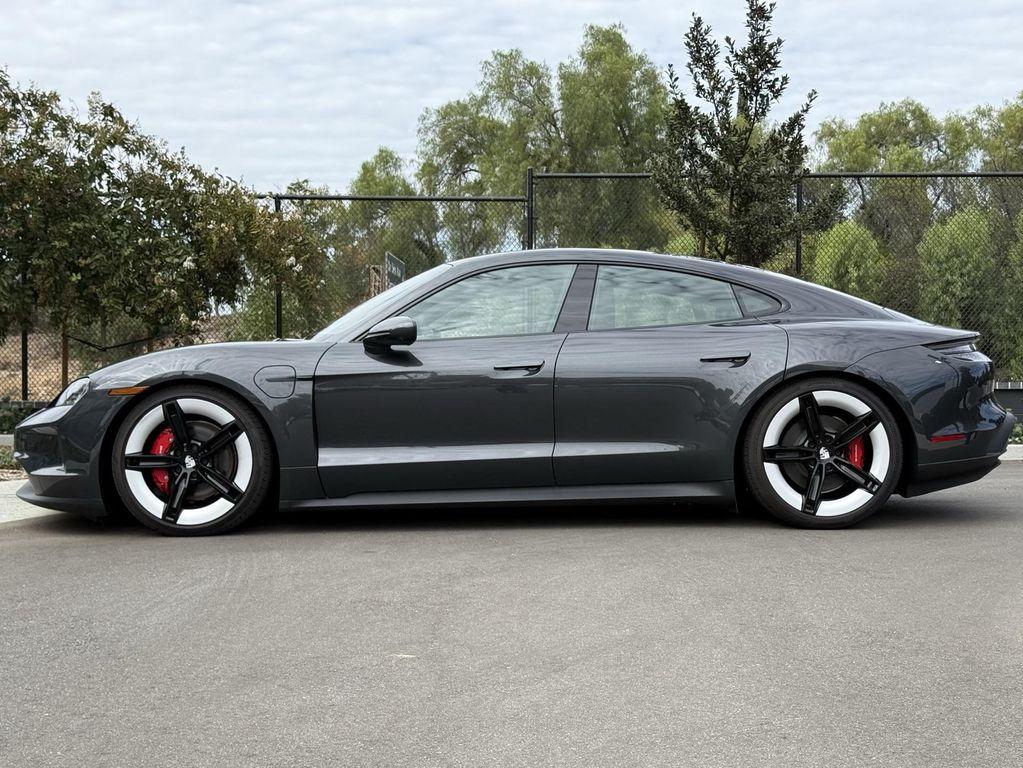 new 2025 Porsche Taycan car