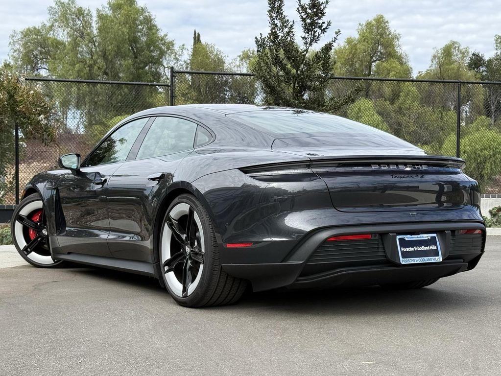 new 2025 Porsche Taycan car