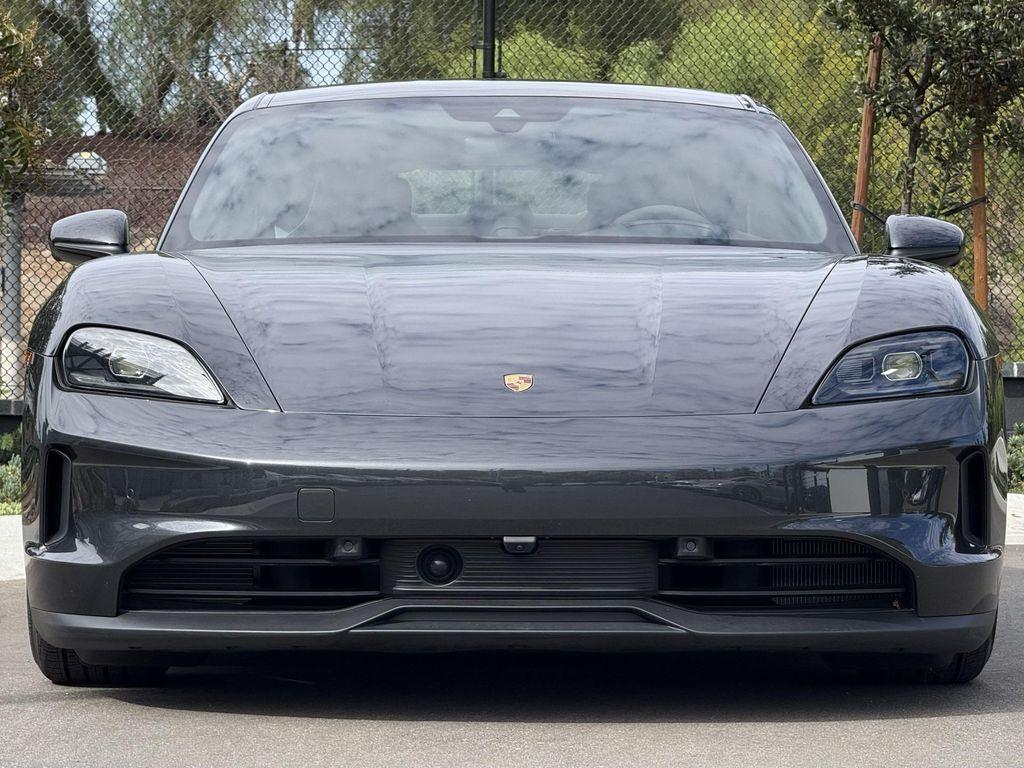 new 2025 Porsche Taycan car