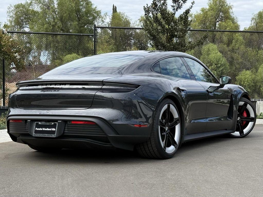 new 2025 Porsche Taycan car