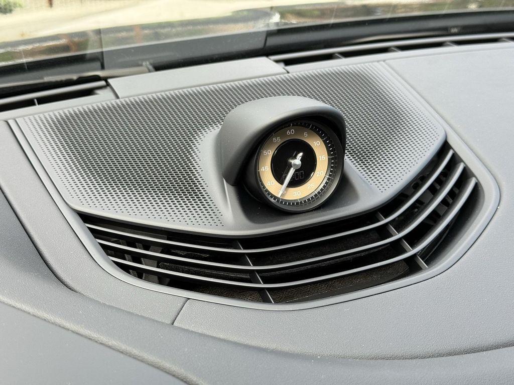 new 2025 Porsche Taycan car