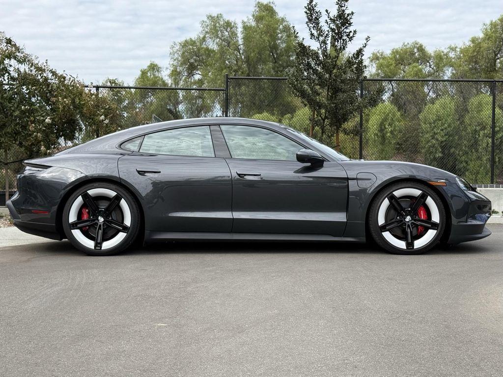 new 2025 Porsche Taycan car