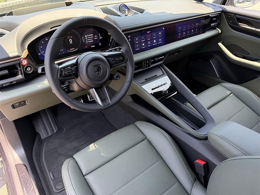 new 2025 Porsche Macan car