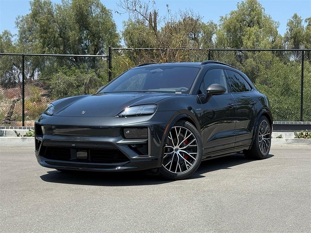 new 2025 Porsche Macan car