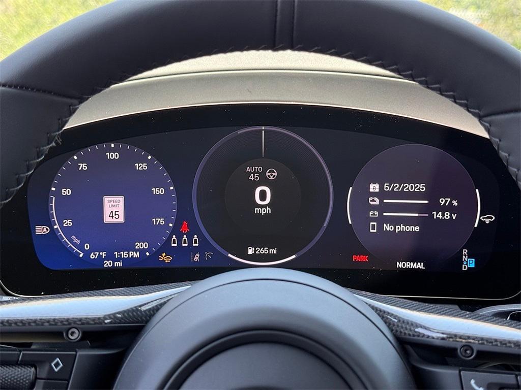 new 2025 Porsche Macan car