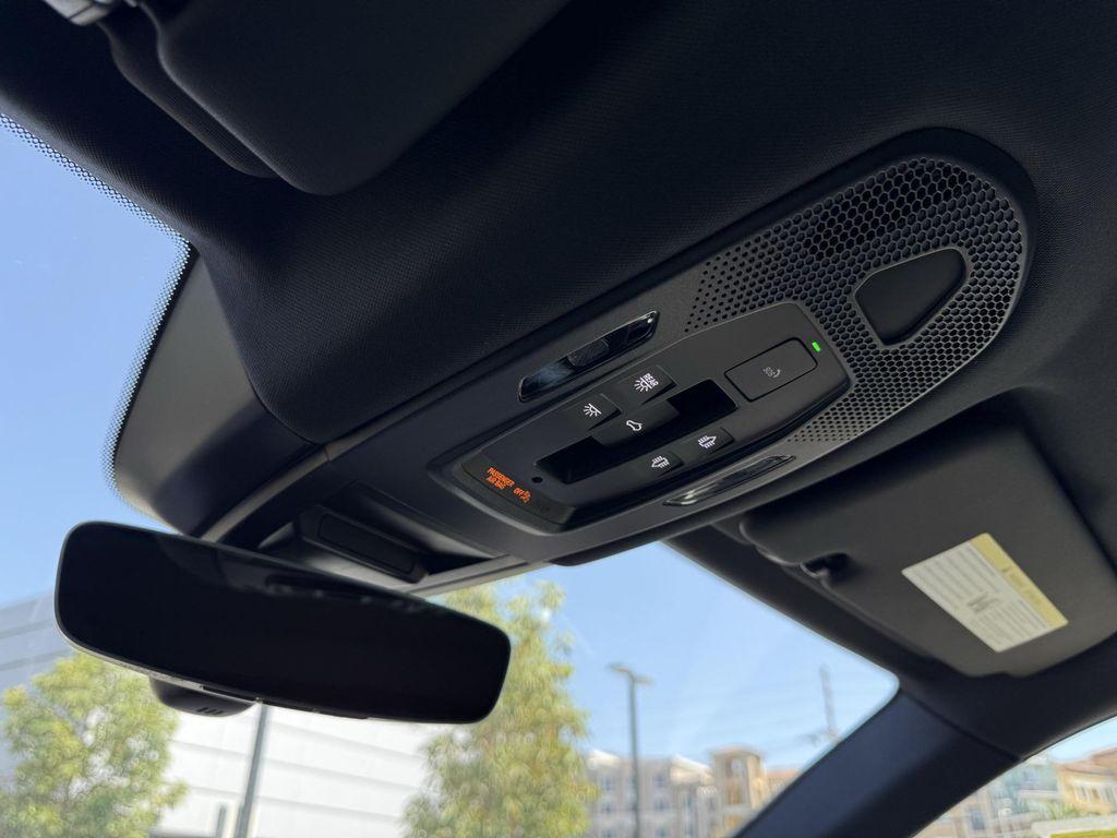 new 2025 Porsche Cayenne car