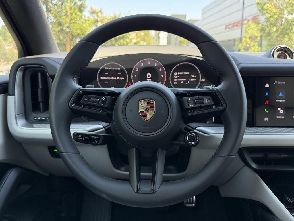 new 2025 Porsche Cayenne car