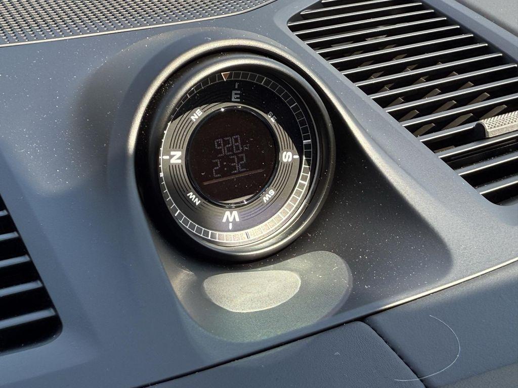 new 2025 Porsche Cayenne car