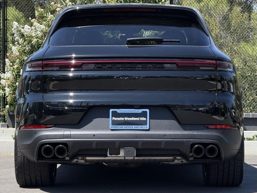 new 2025 Porsche Cayenne car