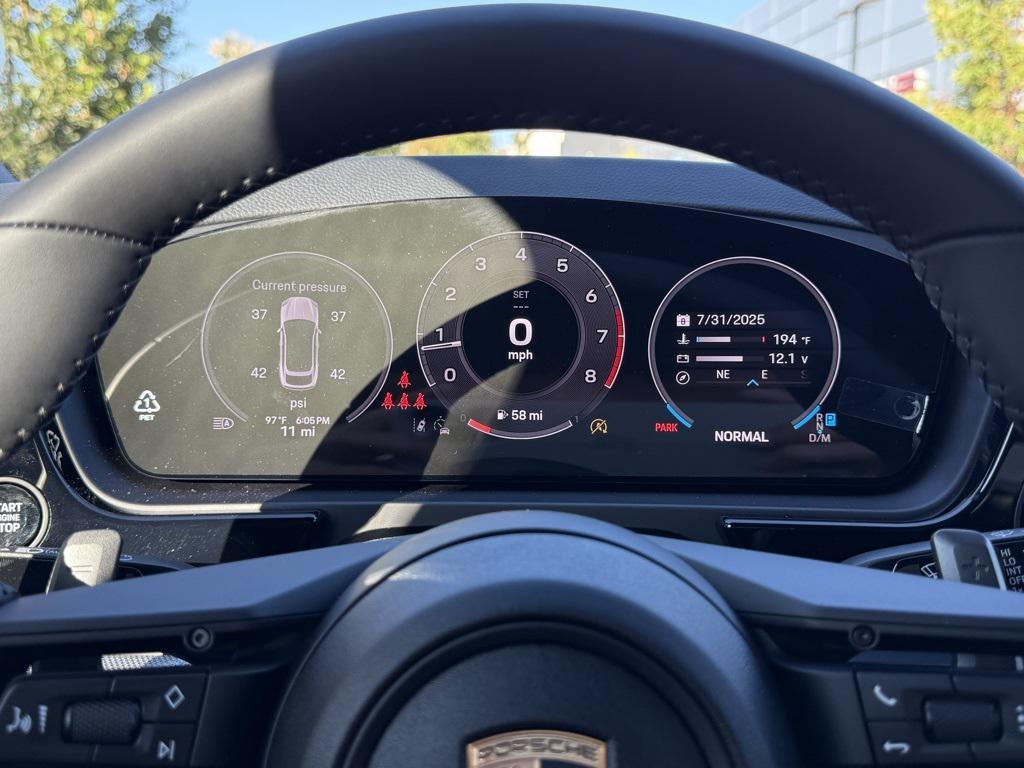 new 2025 Porsche Cayenne car