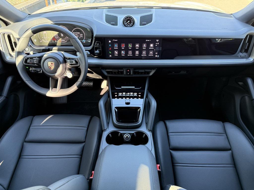 new 2025 Porsche Cayenne car
