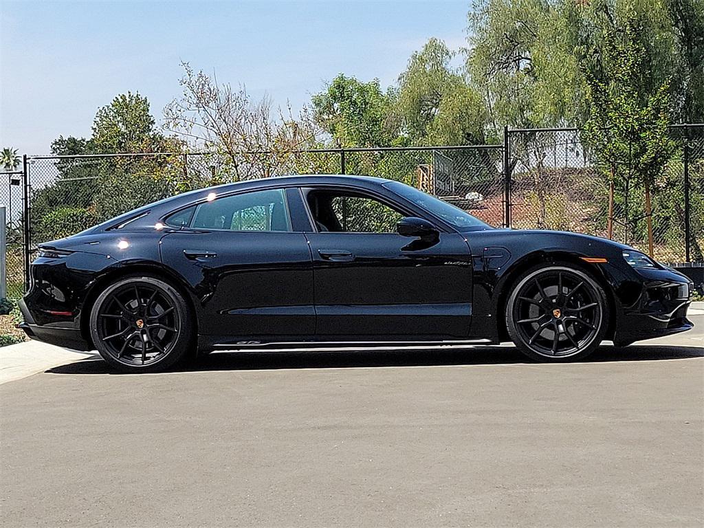 new 2025 Porsche Taycan car