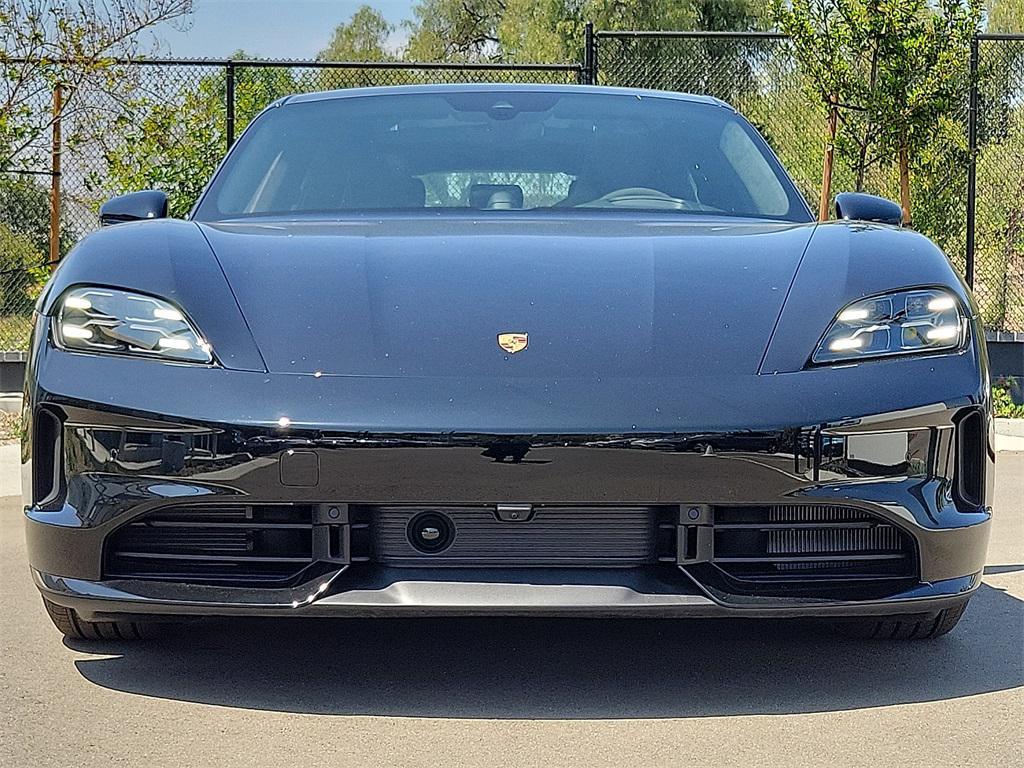 new 2025 Porsche Taycan car