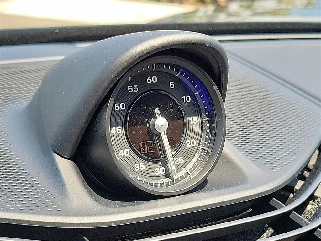 new 2025 Porsche Taycan car