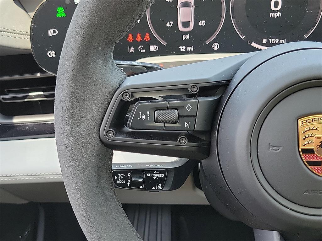 new 2025 Porsche Taycan car