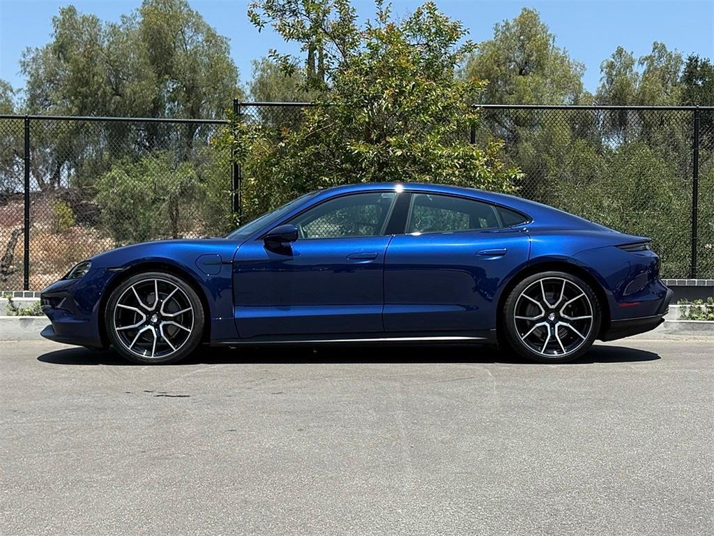 new 2025 Porsche Taycan car