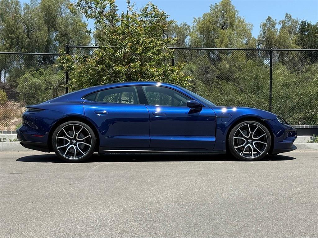 new 2025 Porsche Taycan car