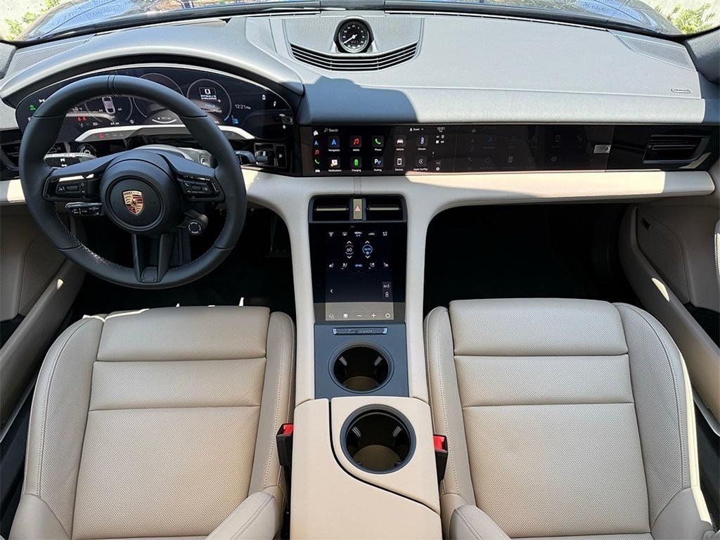 new 2025 Porsche Taycan car