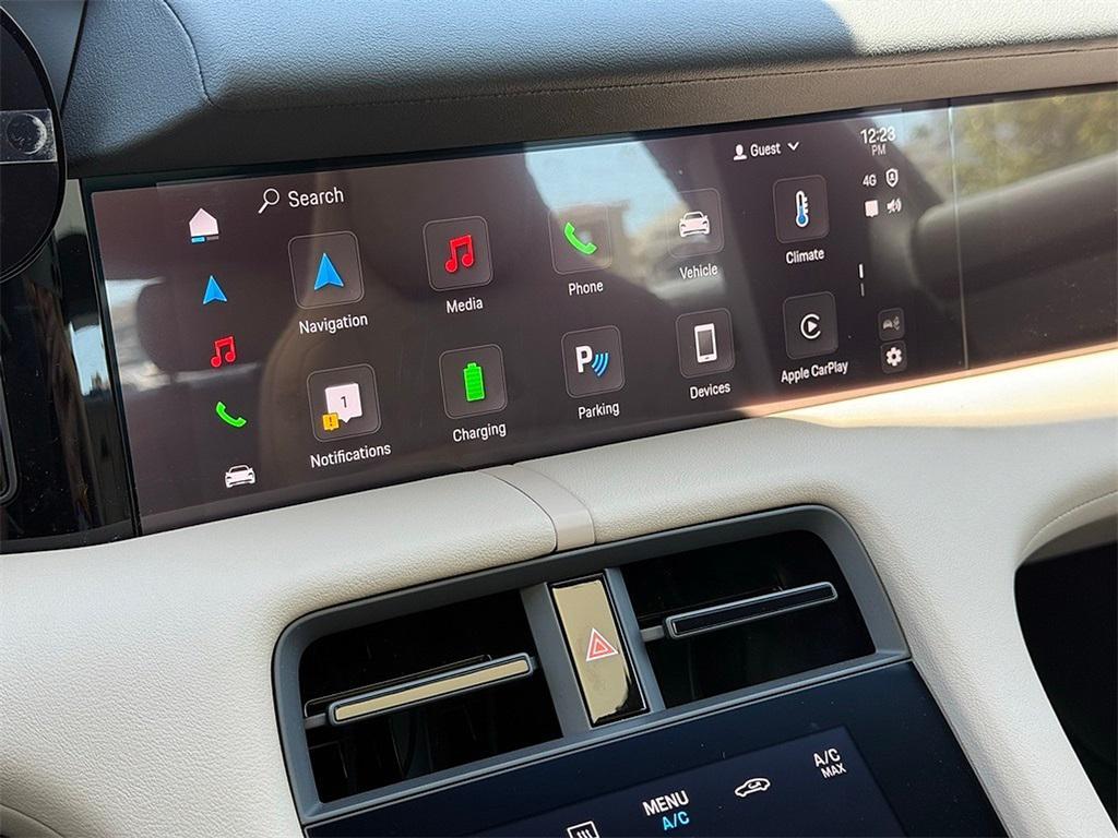 new 2025 Porsche Taycan car