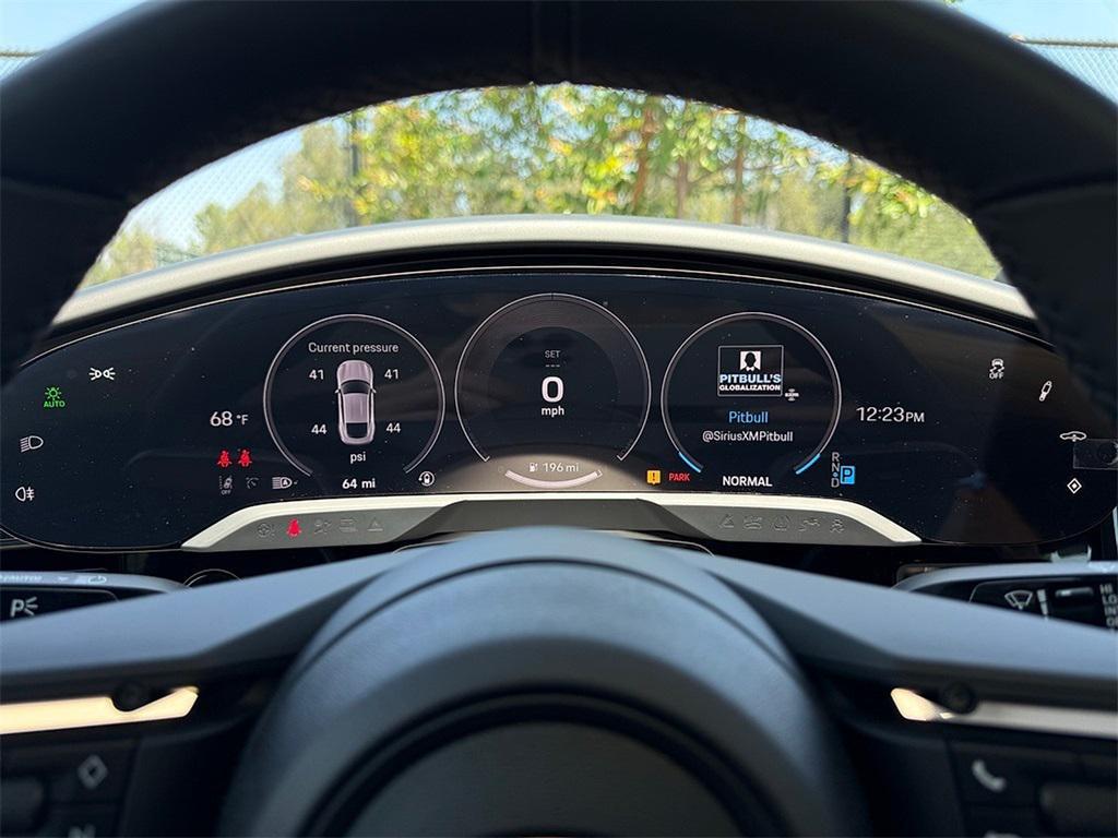 new 2025 Porsche Taycan car