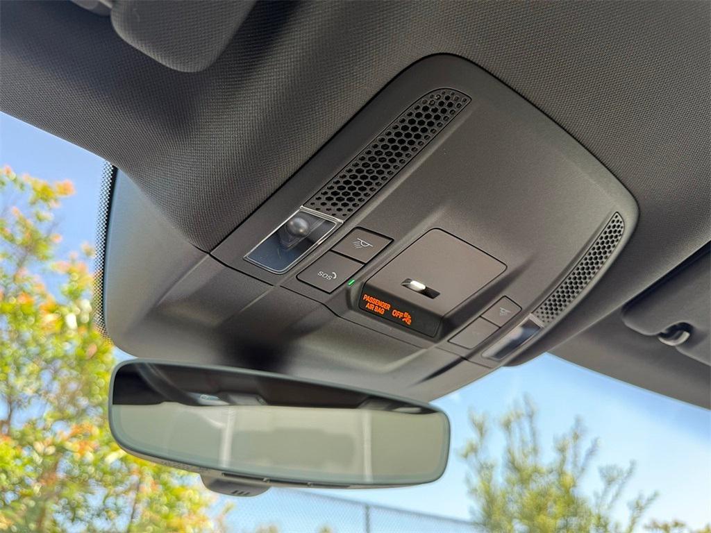 new 2025 Porsche Taycan car