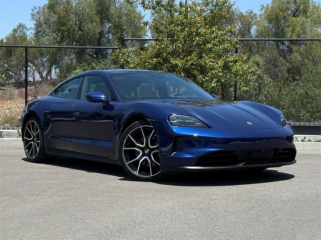 new 2025 Porsche Taycan car