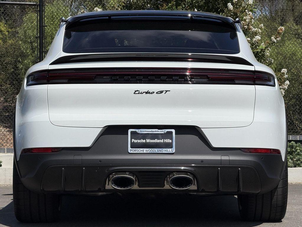 new 2025 Porsche Cayenne car