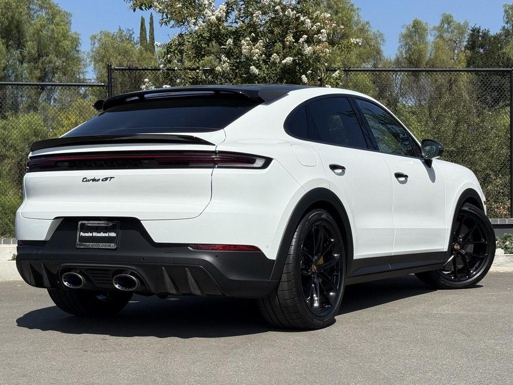new 2025 Porsche Cayenne car