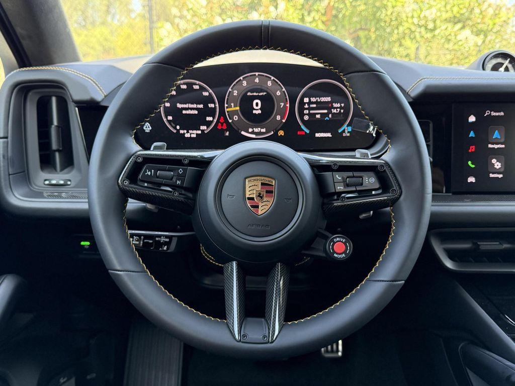 new 2025 Porsche Cayenne car