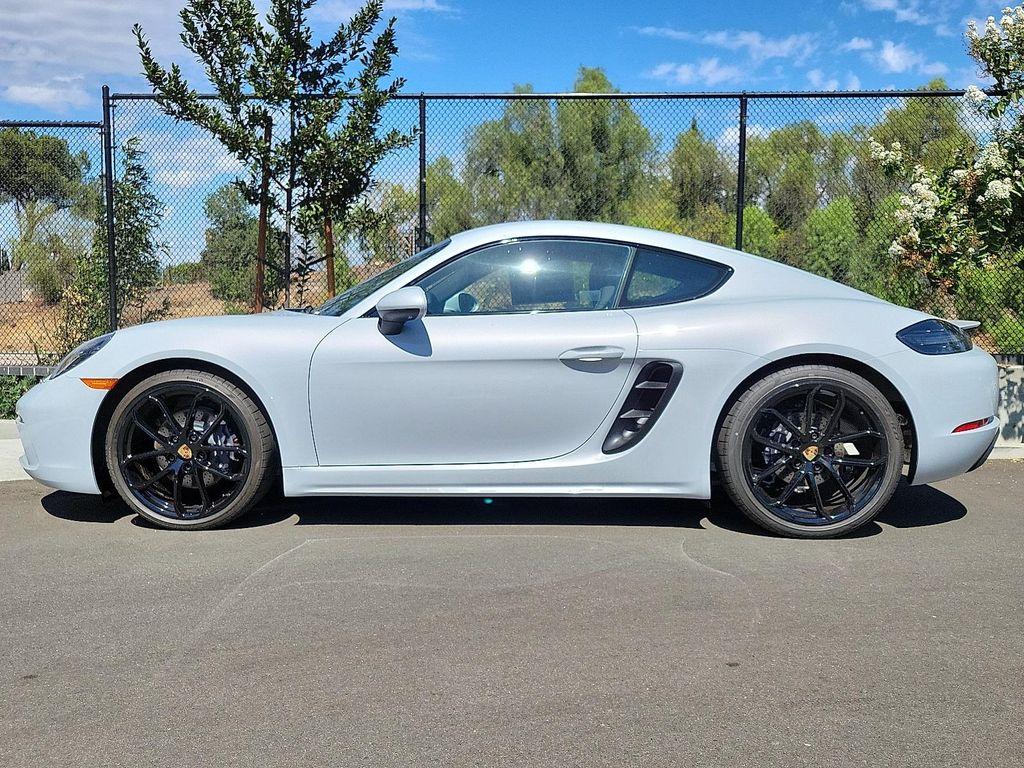new 2025 Porsche 718 Cayman car