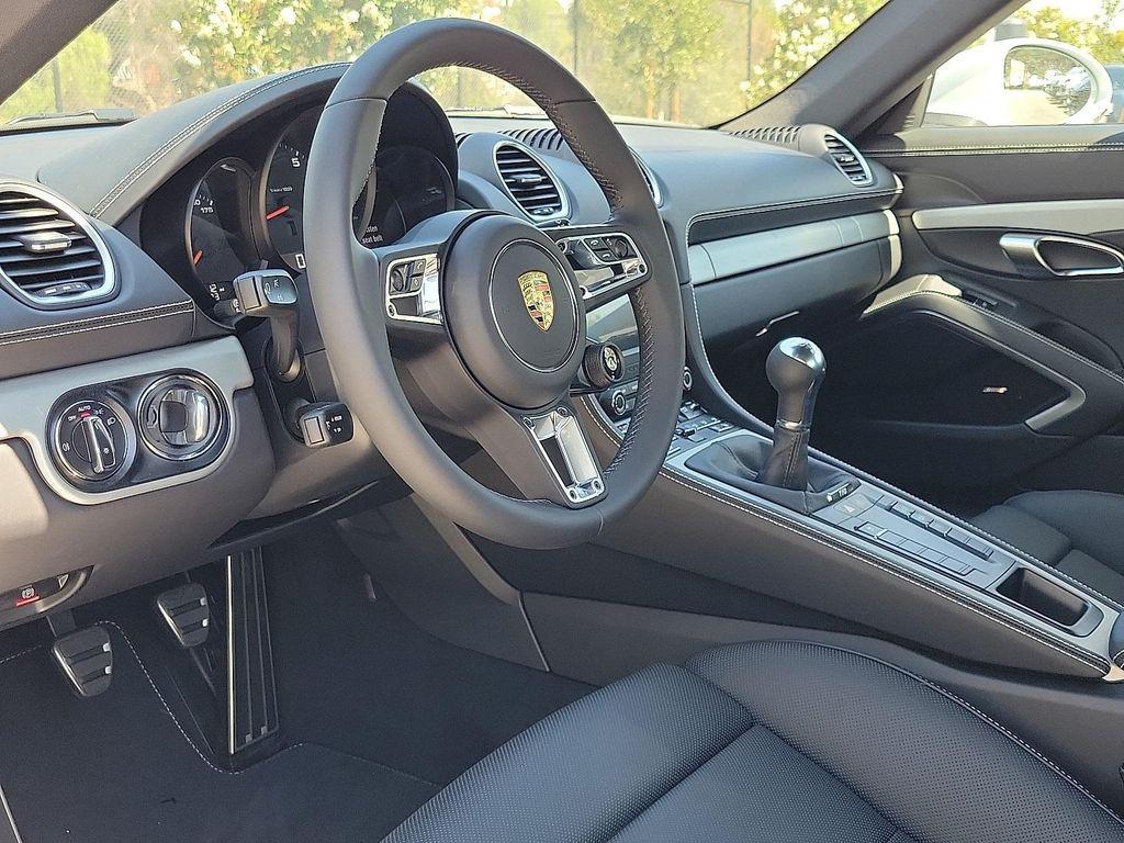 new 2025 Porsche 718 Cayman car