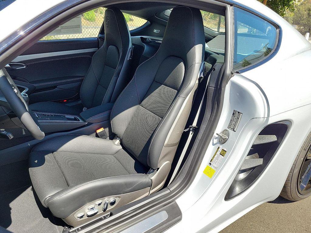 new 2025 Porsche 718 Cayman car