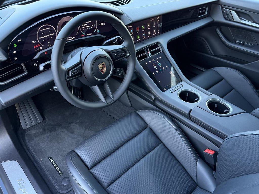new 2025 Porsche Taycan car