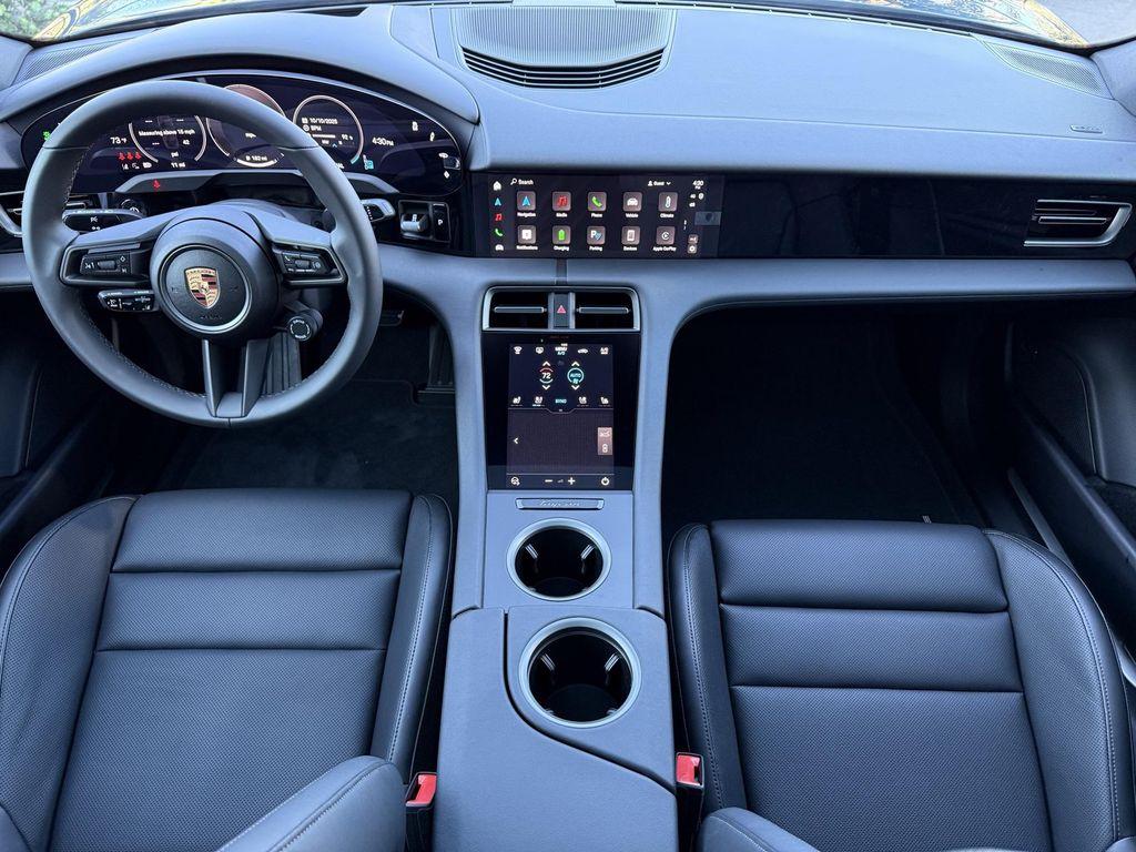 new 2025 Porsche Taycan car